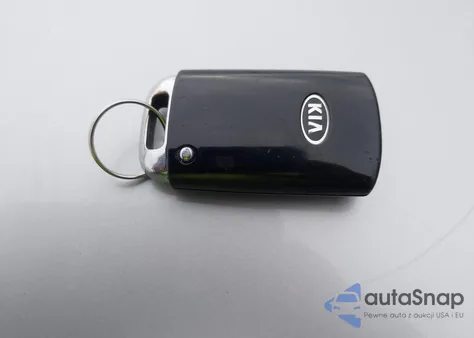 2014 Kia Cadenza Premium из США, поврежденный, VIN KNALN4D78E5139765